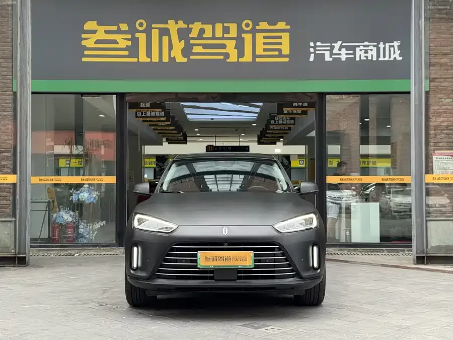 AITO Wenjie M5