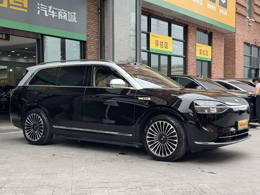 AITO Wenjie M9