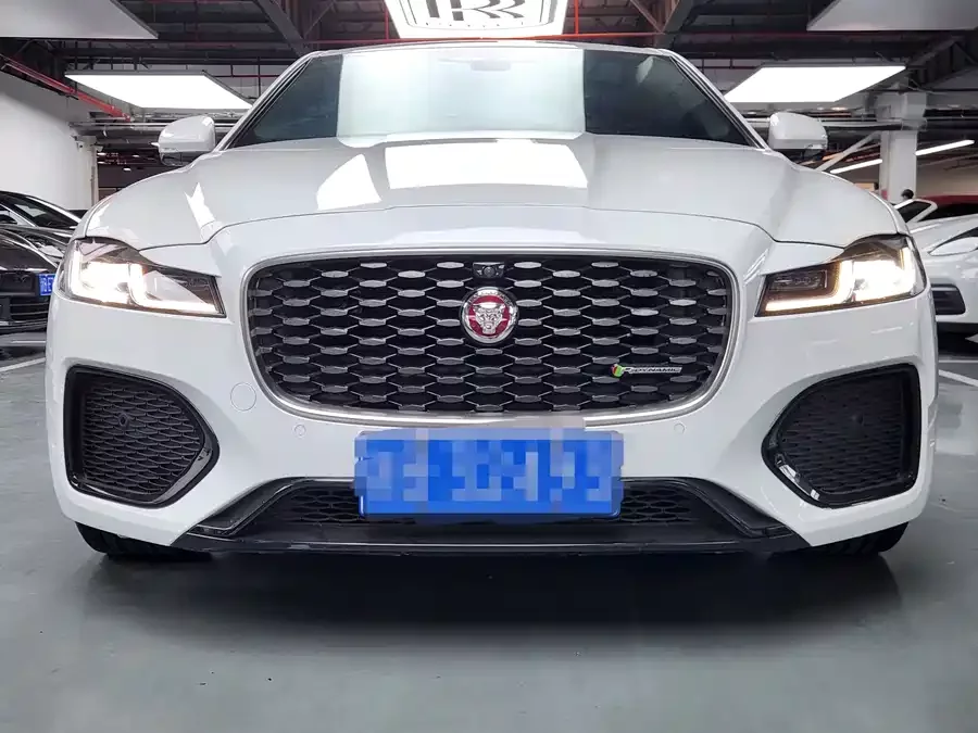 Jaguar XFL