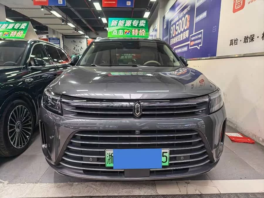 AITO Wenjie M7