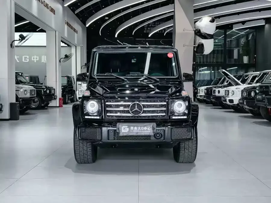 Mercedes Benz G-rated