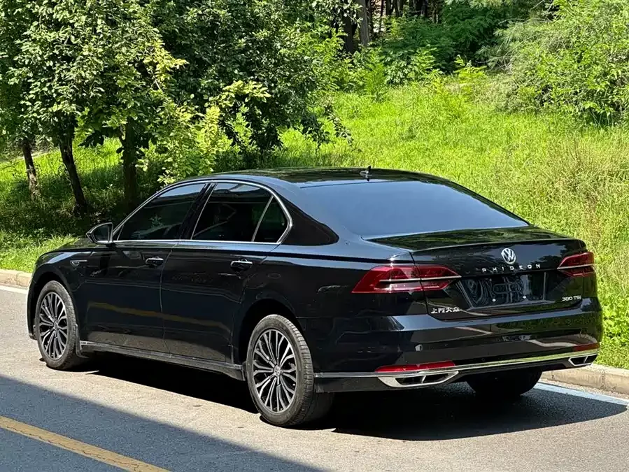 Volkswagen Phaeton / Phideon