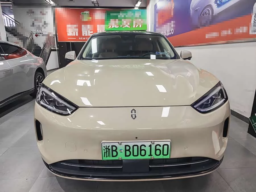AITO Wenjie M5