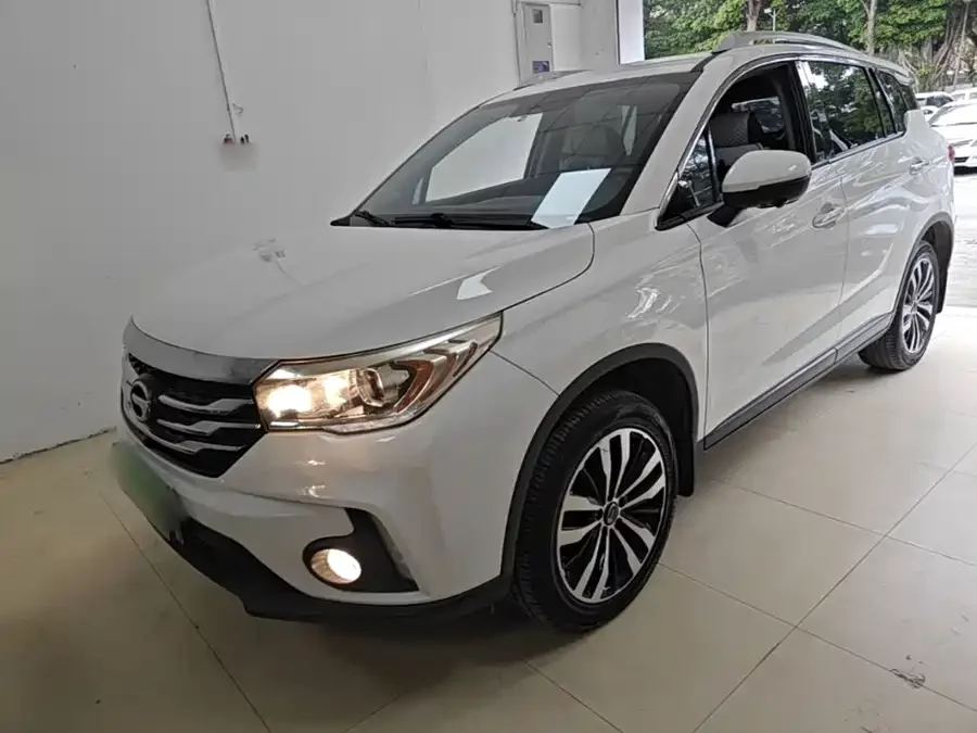 GAC Trumpchi GS4