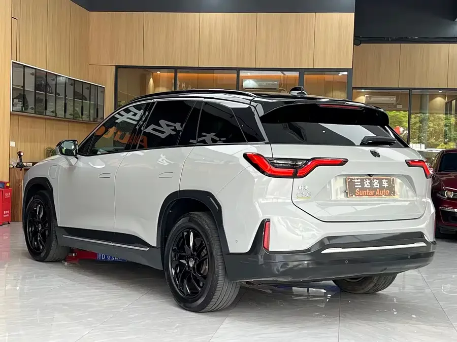 NIO ES6