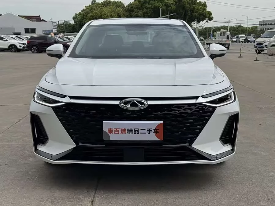 Chery Arrizo 8