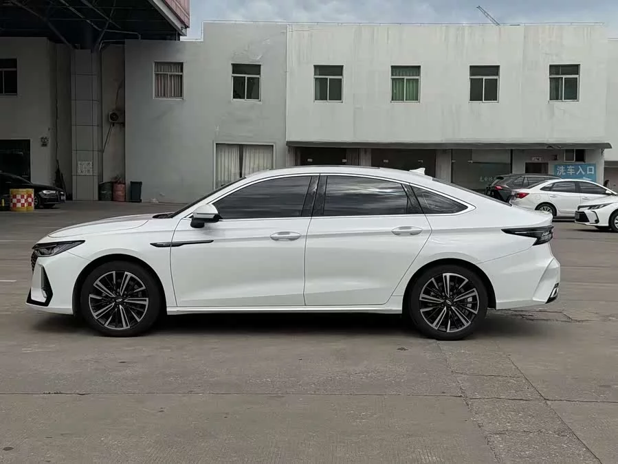 Chery Arrizo 8