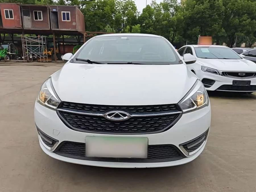 Chery Arrizo 5