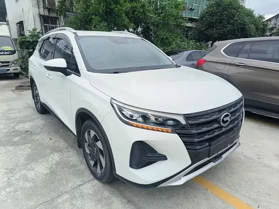 GAC Trumpchi GS4