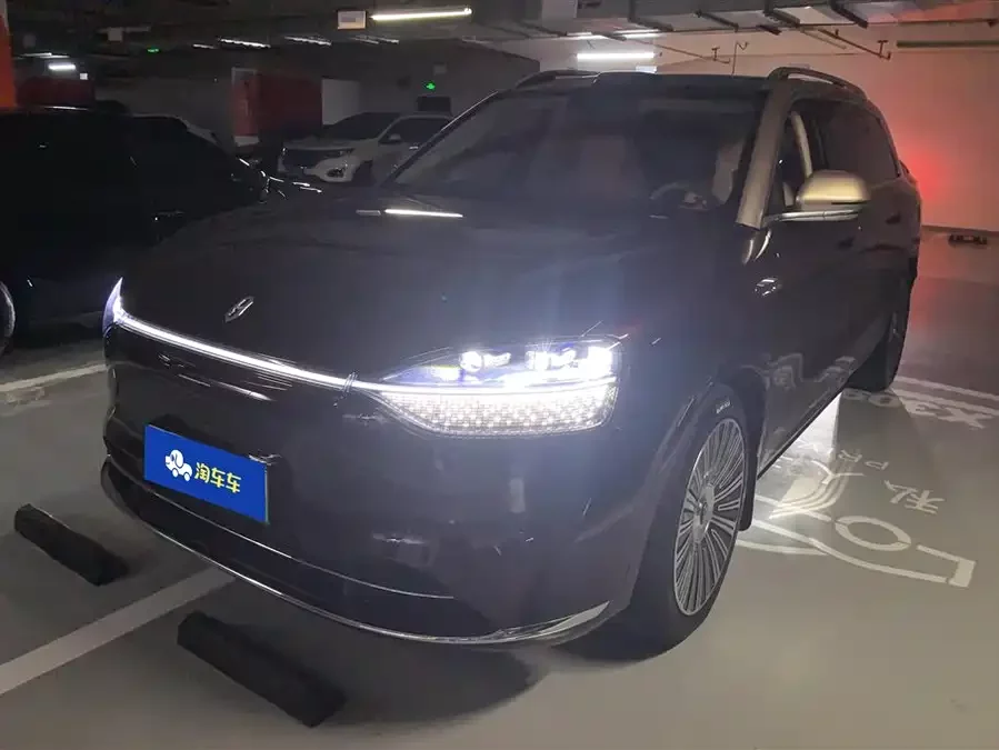 AITO Wenjie M9