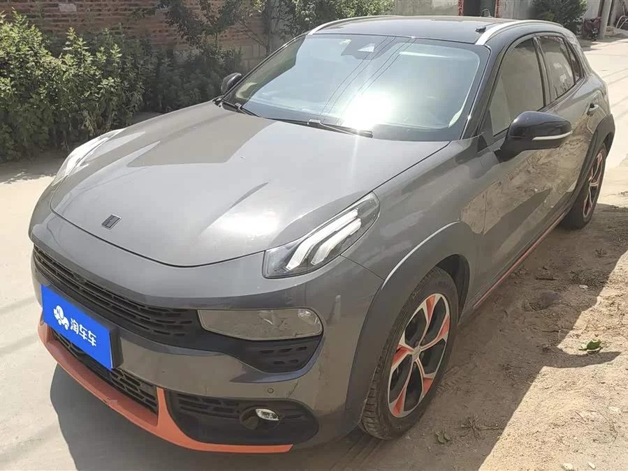 Lynk & Co 02