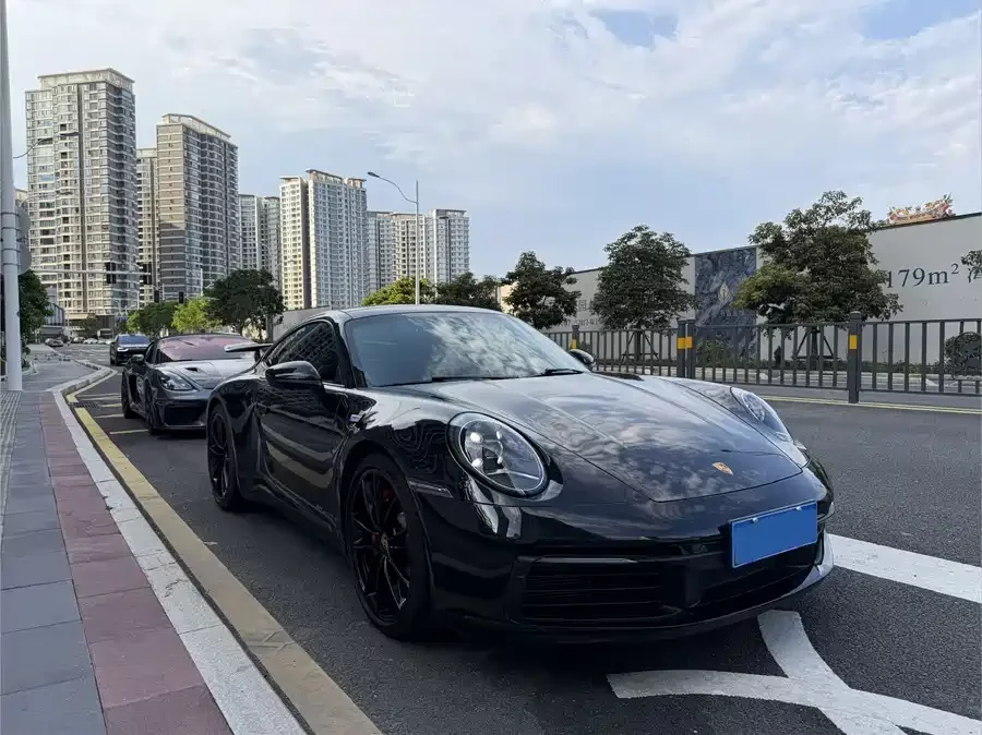 Porsche 911