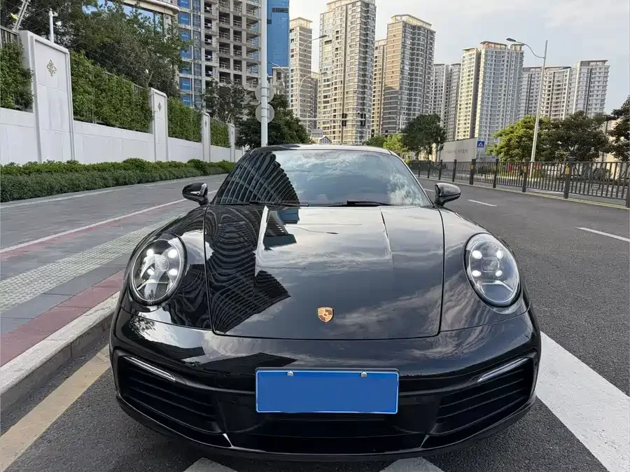 Porsche 911