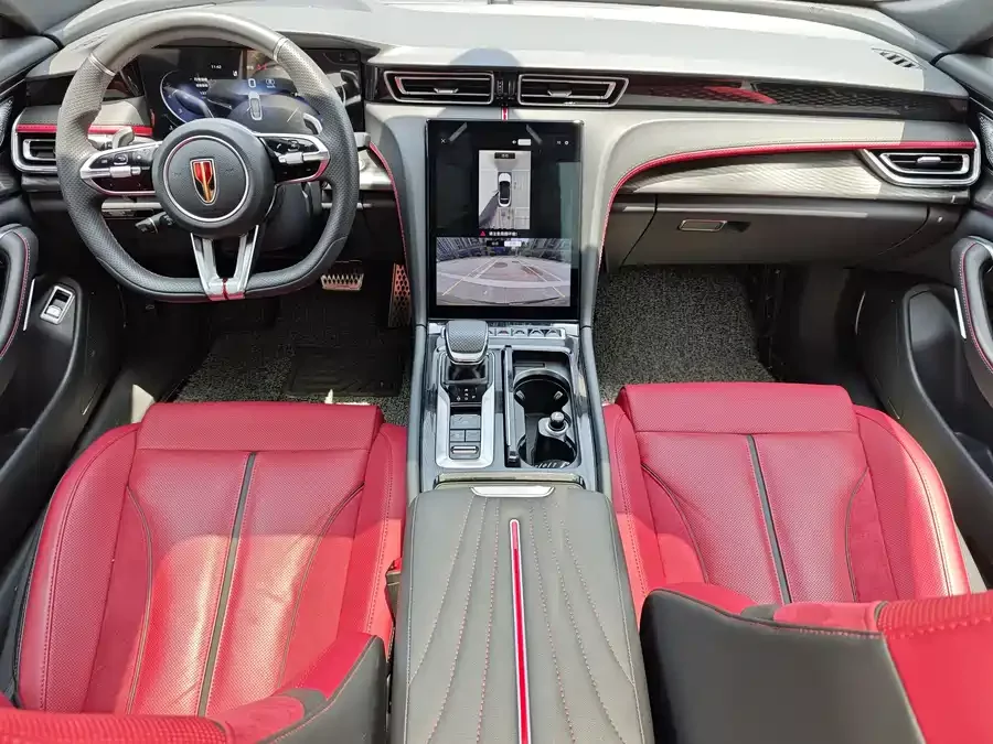 Hongqi H6