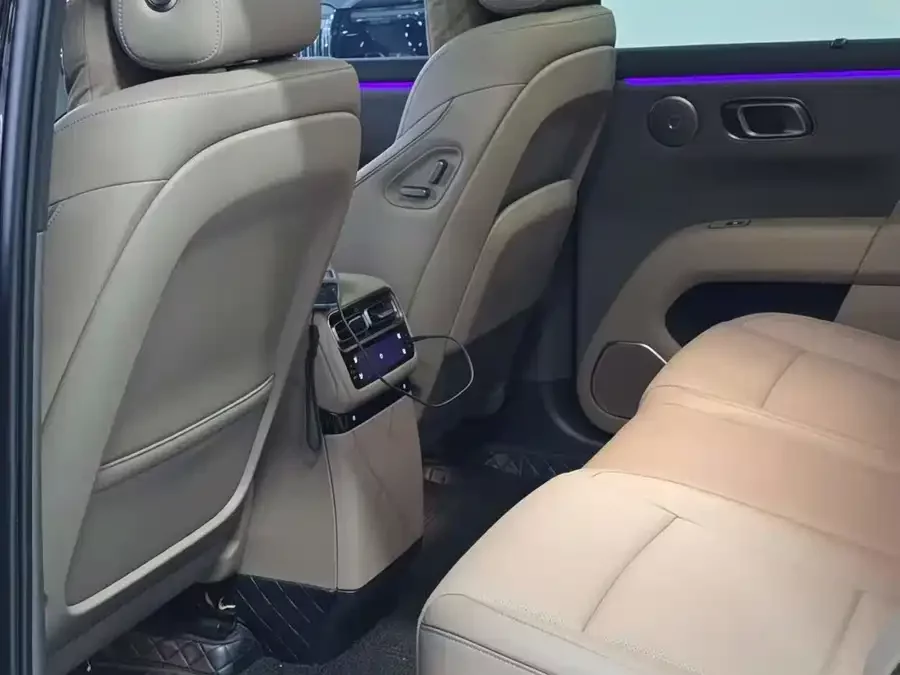 Li Auto i6