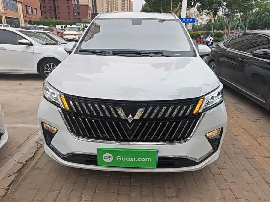 Wuling Jiachen