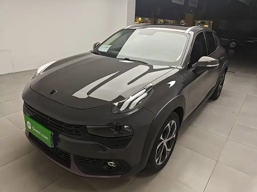 Lynk & Co 02