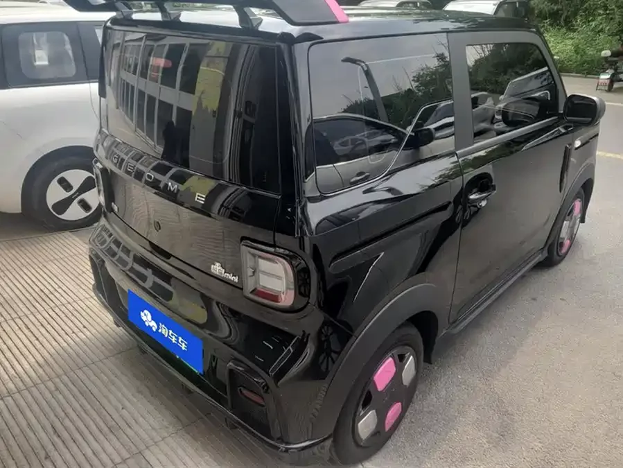 Geely Panda