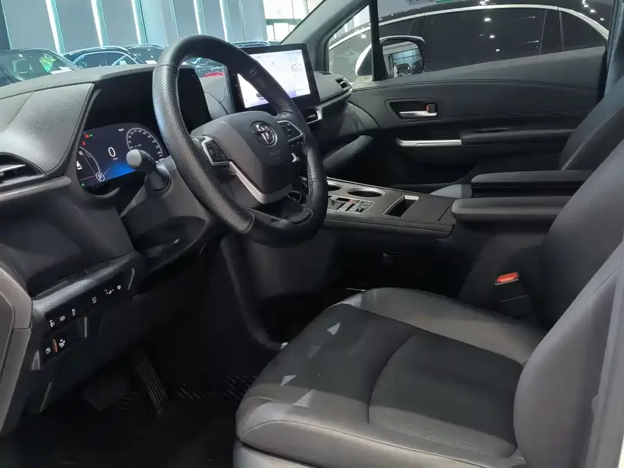 Toyota Granvia