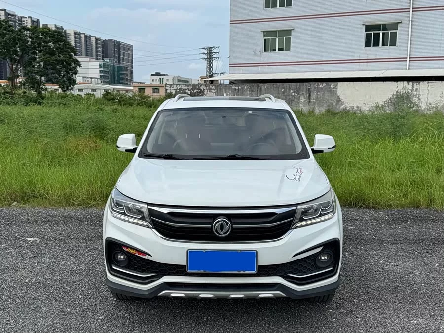 Dongfeng Jingyi X5