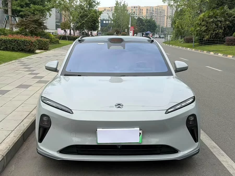 NIO ET5T
