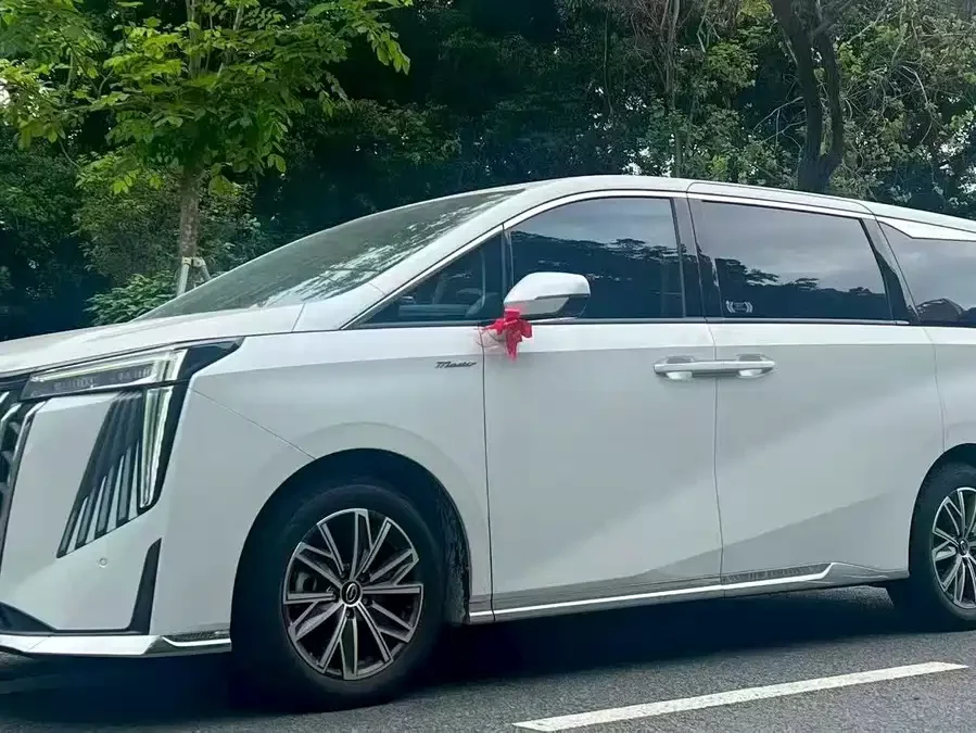GAC Trumpchi M8