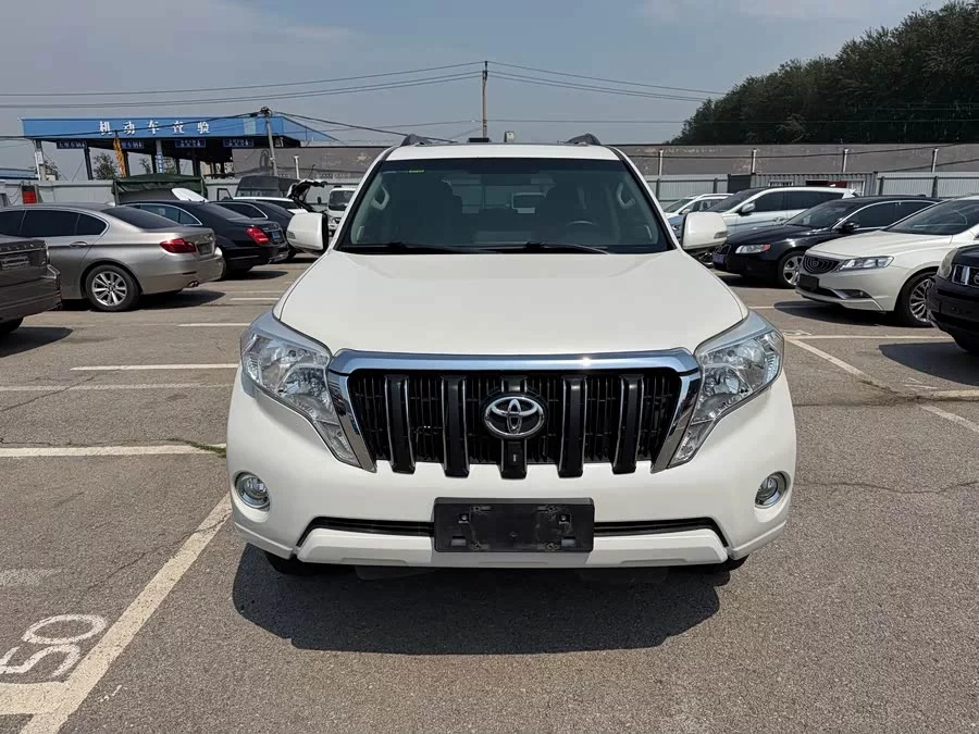 Toyota Prado