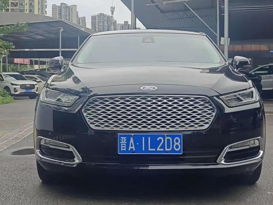 Ford Taurus