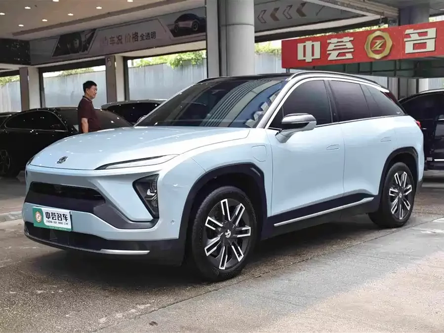 NIO ES6