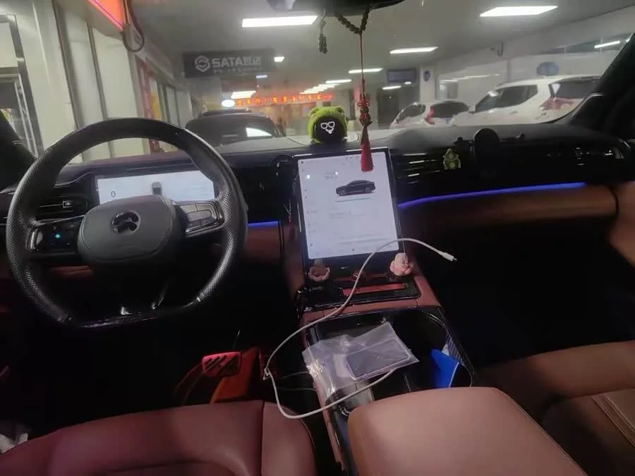 NIO EC6