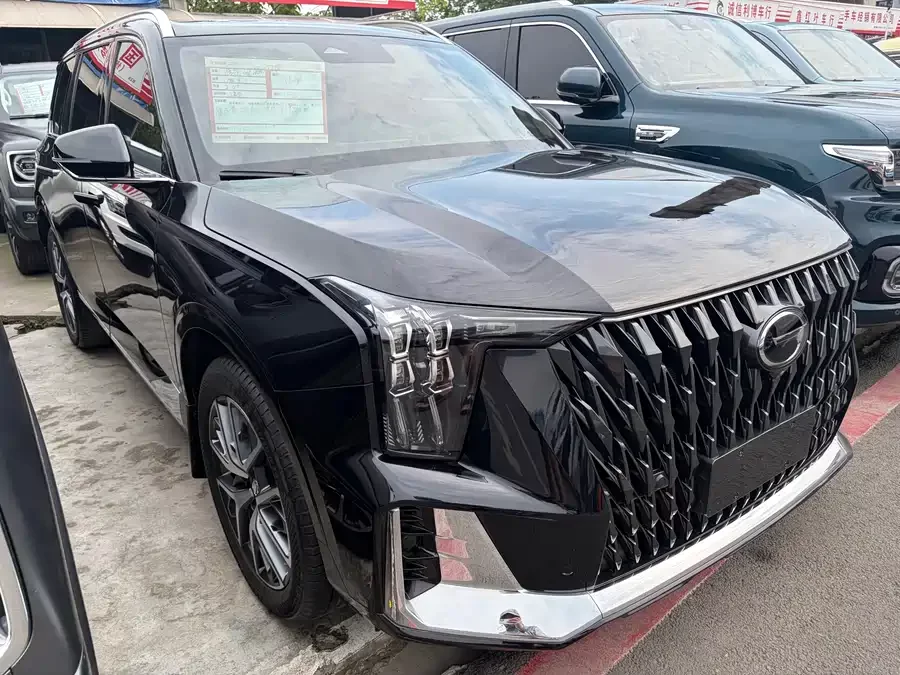 GAC Trumpchi GS8