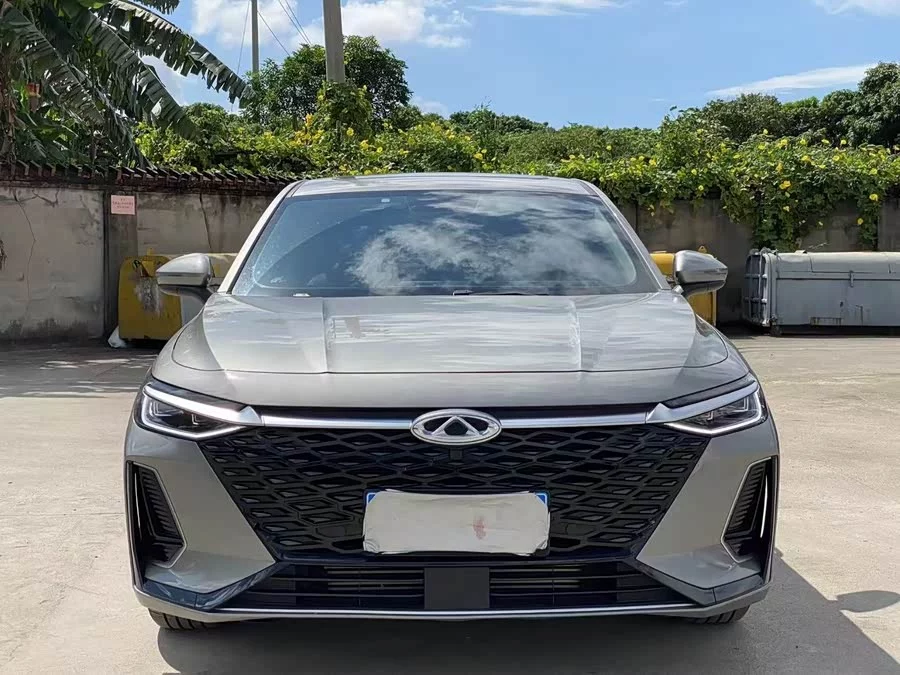 Chery Arrizo 8