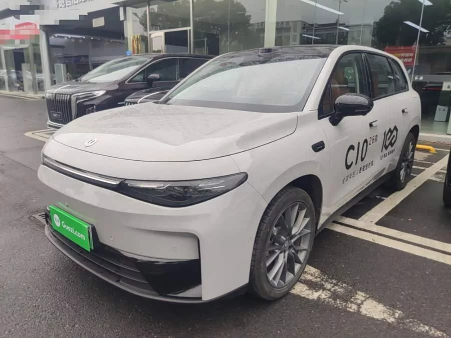 Leapmotor C10
