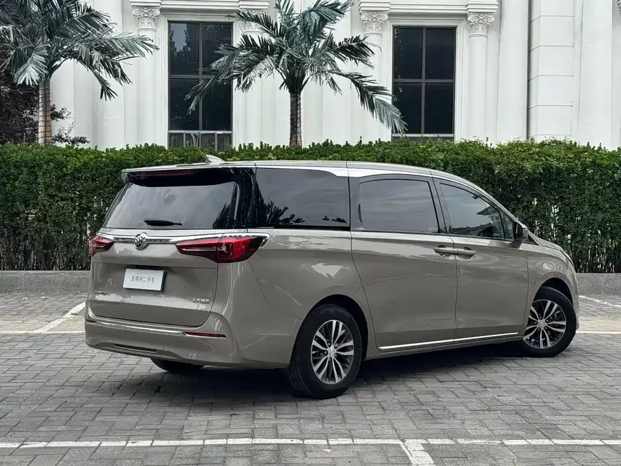 Buick GL8