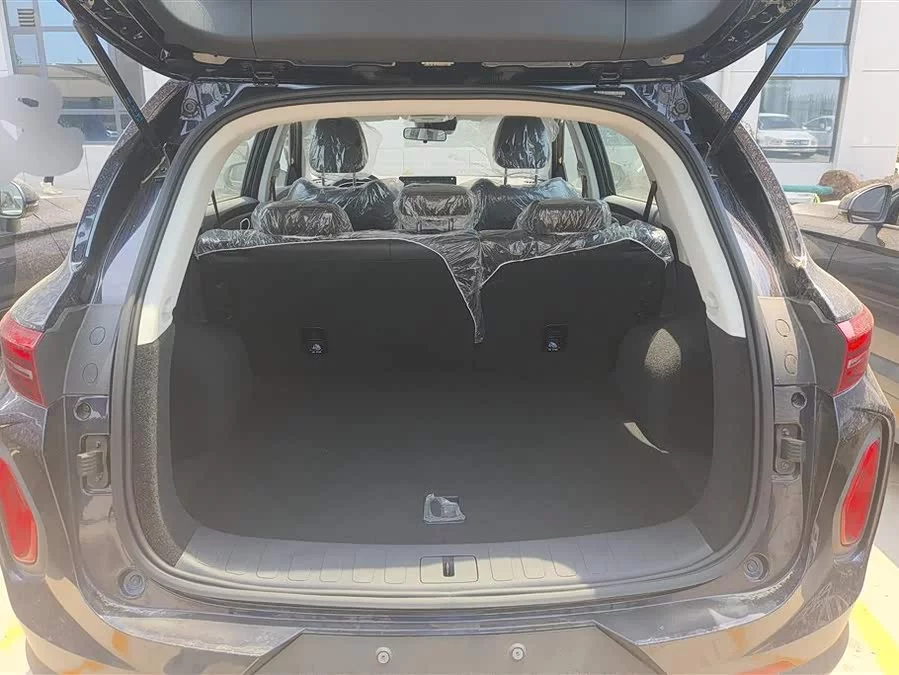 Skywell Skyworth EV6