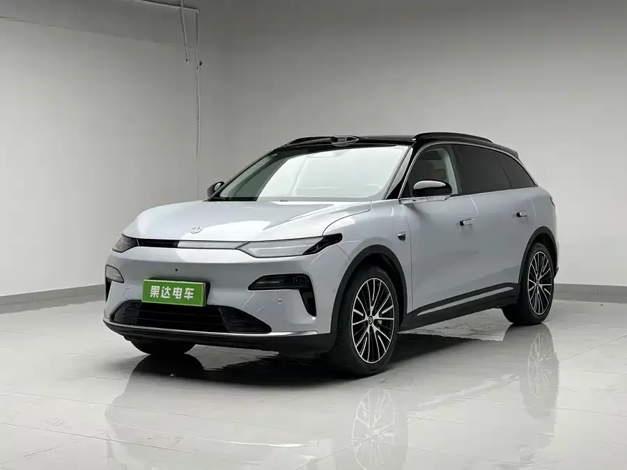 Leapmotor C11