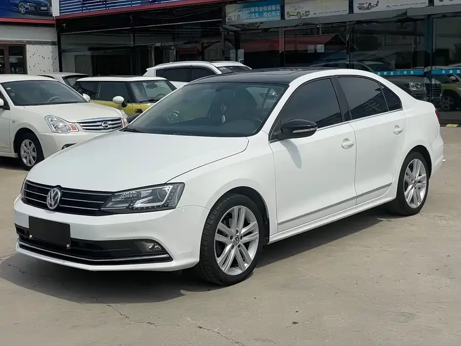 Volkswagen Sagitar