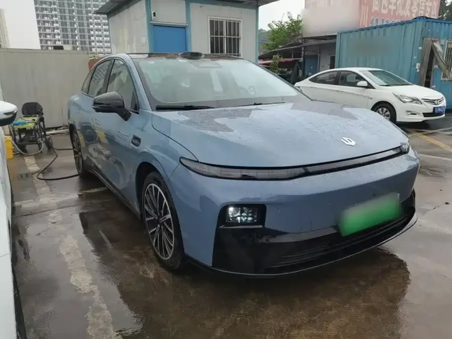 Leapmotor B01