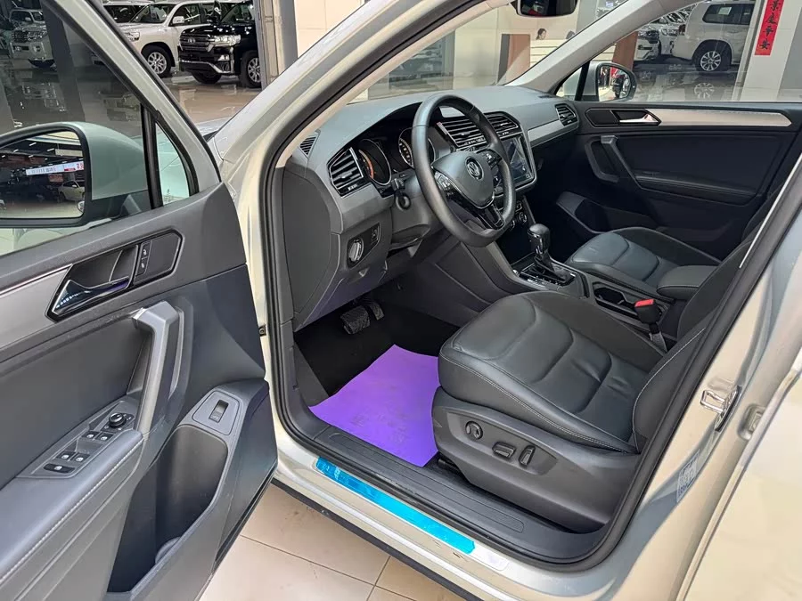 Volkswagen Tiguan L