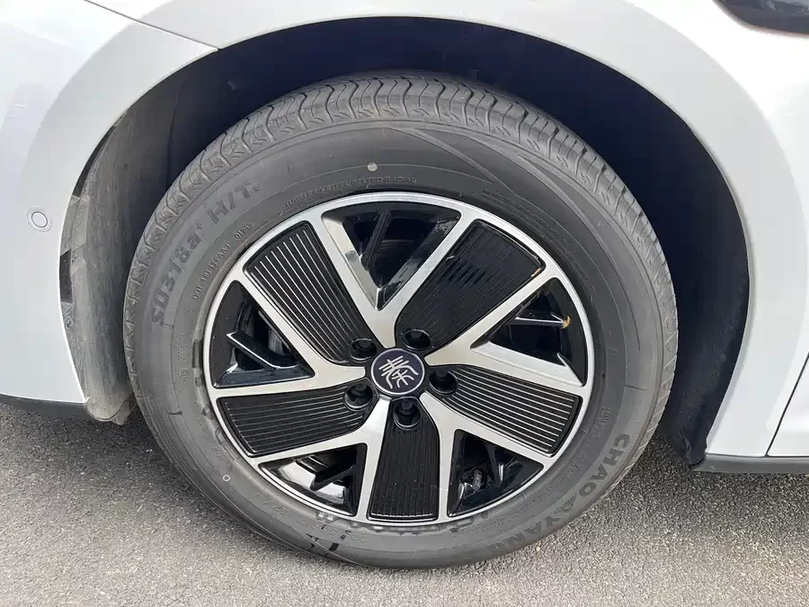 BYD Qin L