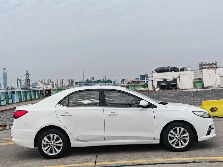 Roewe 360