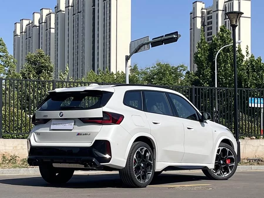 BMW X1 M35Li