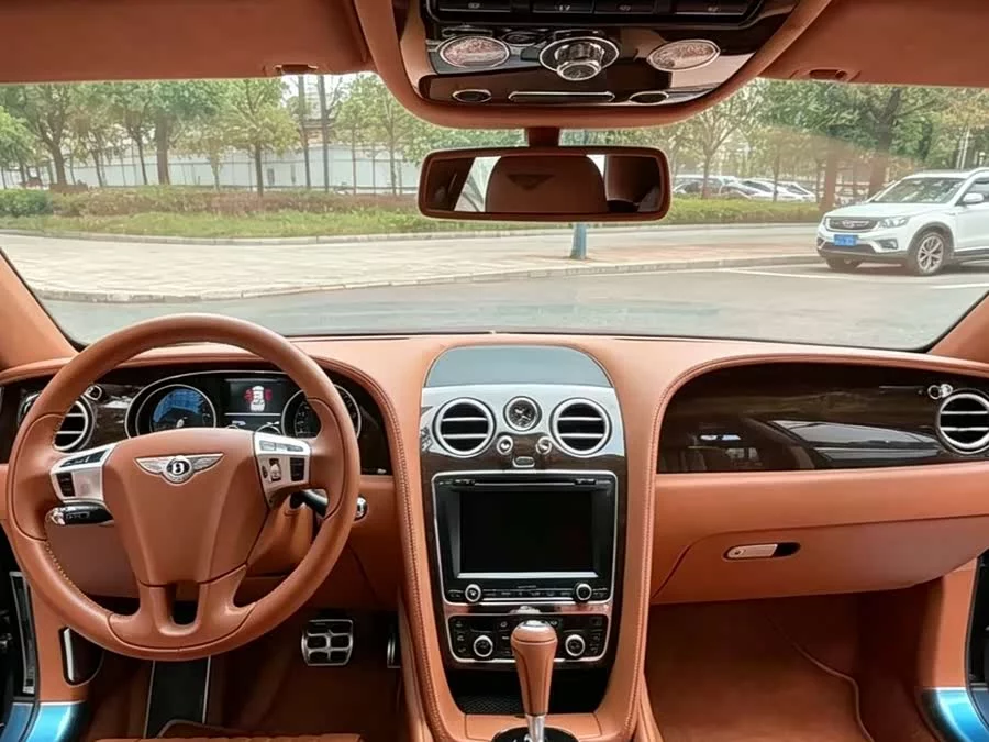 Bentley Flying Spur