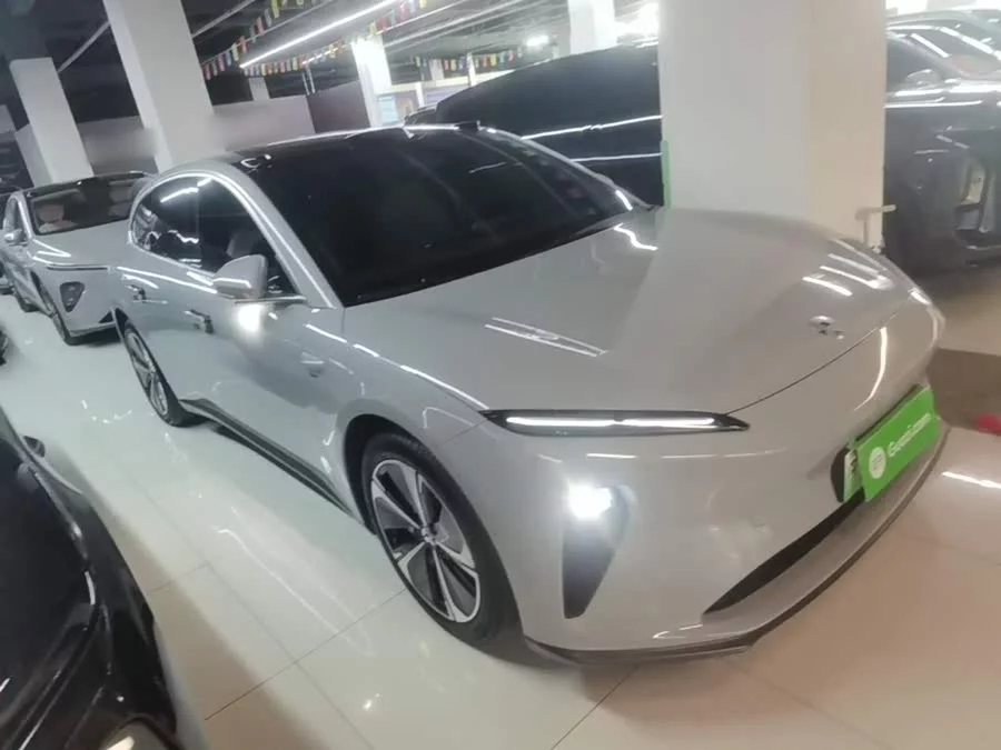 NIO ET5T