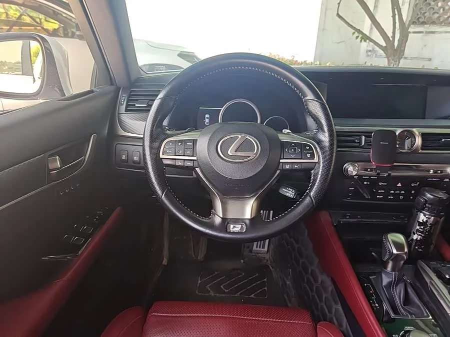 Lexus GS