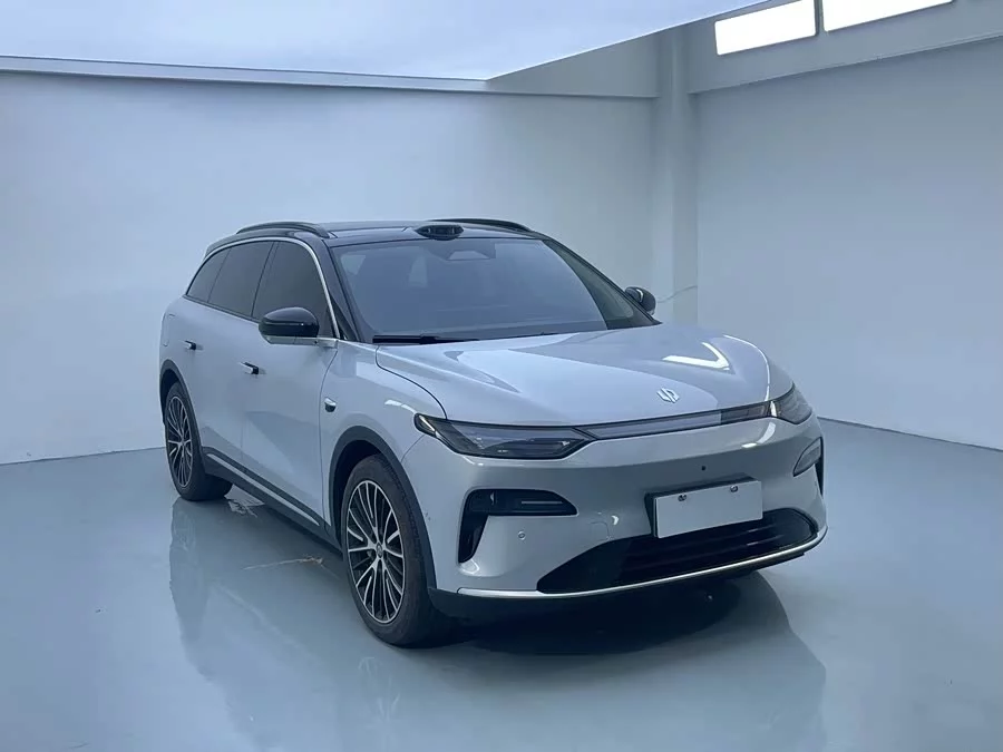 Leapmotor C11