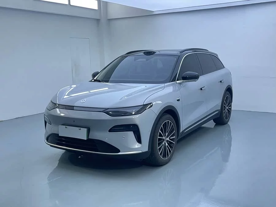 Leapmotor C11