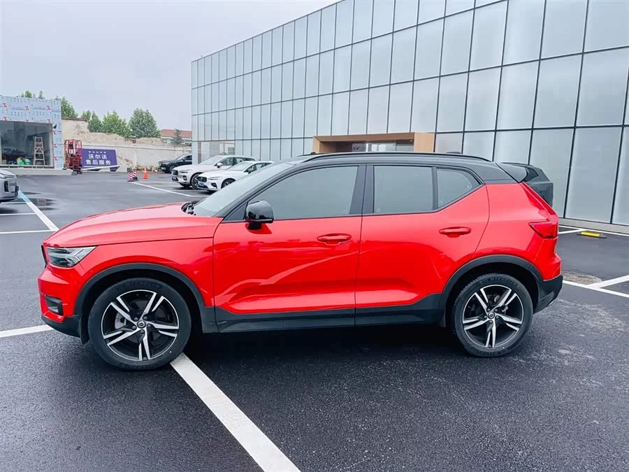 Volvo XC40