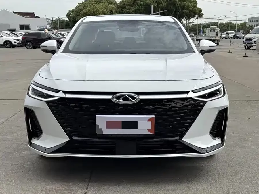Chery Arrizo 8