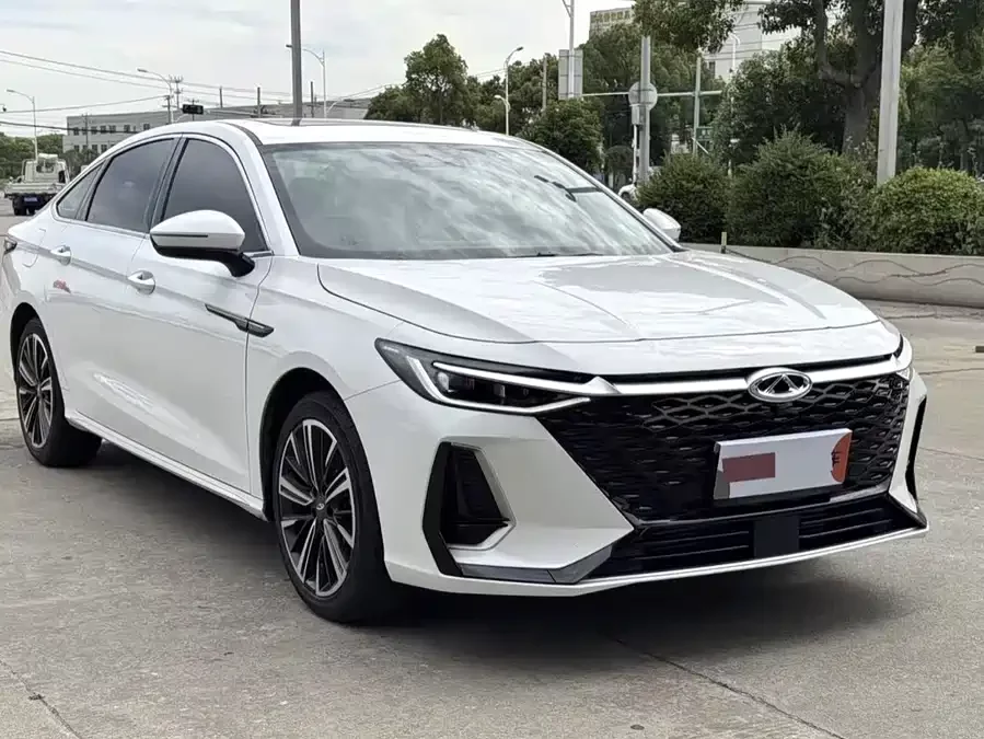 Chery Arrizo 8